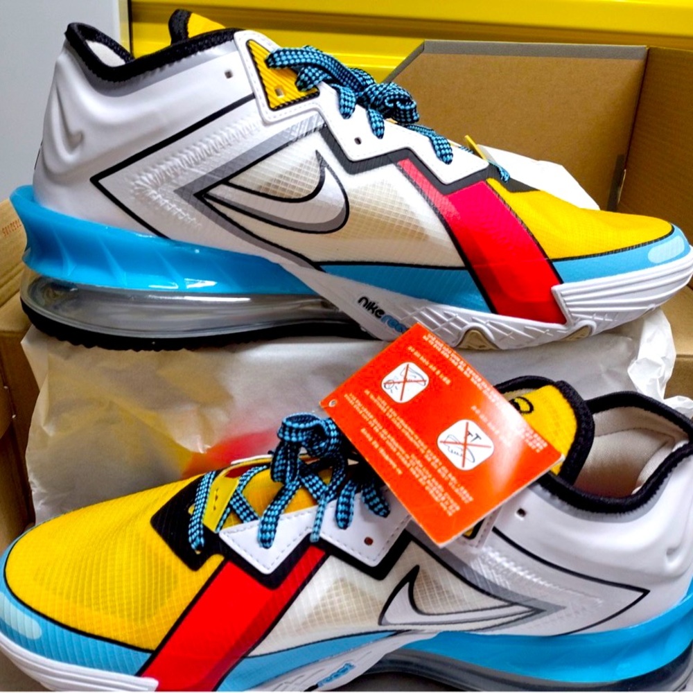 NIKE LEBRON STEWIE GRIFFIN BRAND NEW SHOES SIZE 11